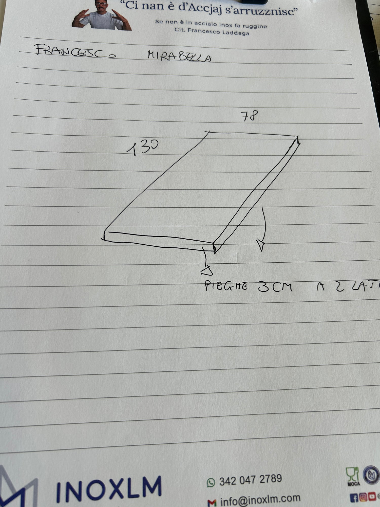 Main courante Ø 33.7 L 140 cm avec positionnement des supports à 52 cm d'un côté et à 12 cm du côté opposé